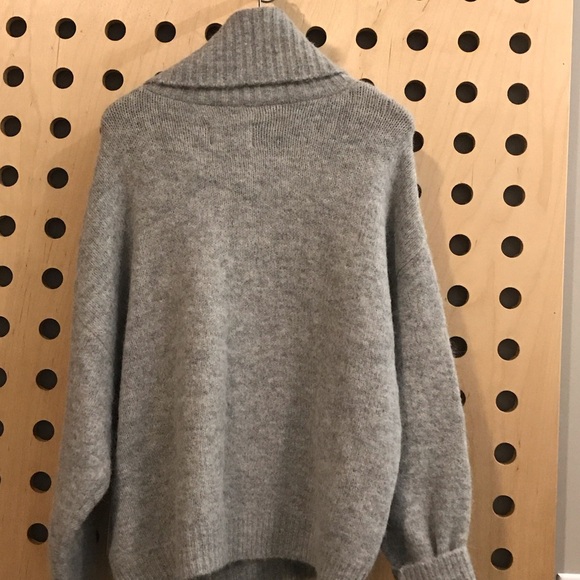 UGG Women's Cozy Gray Cowl Neck Sweater NWT - Picture 6 of 6